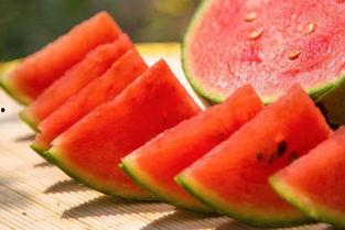 道具比心吃瓜,揭秘道具背后的趣味与智慧