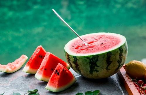 吃瓜的诗句大全