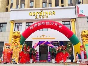 商场吃瓜群众闲逛,闲逛中的趣味时光