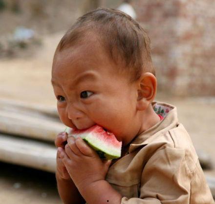 头像吃瓜男孩和女孩